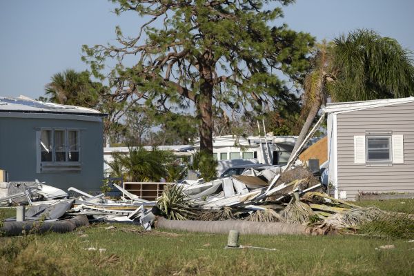 Double Wide Demolition in Leland
